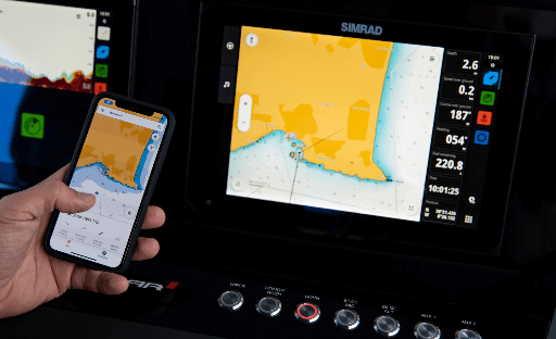 Integrovan s aplikciou Simrad Companion