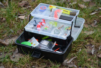 rybársky kufrík s maxi výbavou ktorá obsahuje všetko èo potrebujete na to aby ste mohli vyrazi� k vode a by ste boli èo najviac pripravený na každú situáciu