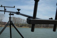 Kovov tripod 2900g