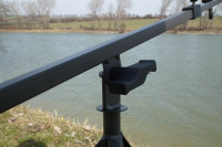 Kovov tripod 2900g